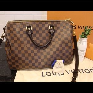 Louis Vuitton Damier 35